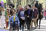 On-the-set-of-Glee-in-Central-Park-April-27-2011-dianna-agron-21458551-594-396.jpg